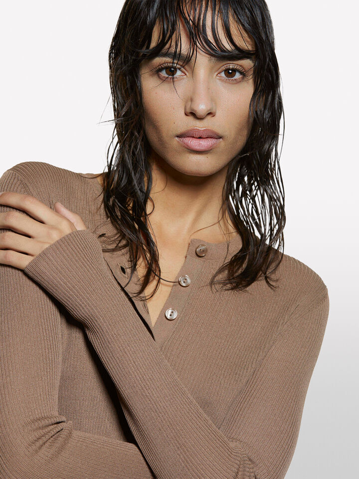 Brown Henley top - women's crew neck sweaters - Brown | Sisley image number 4